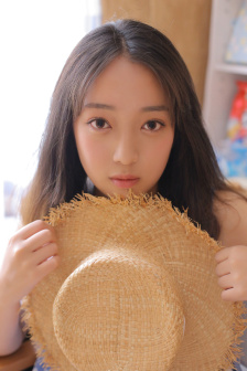 《艳女痴情》电影